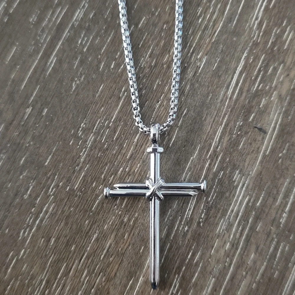 Stainless Steel Cross Pendant Chain Necklace